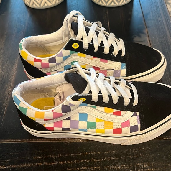 Vans shoes, US men size 5 or women's 6 1/2, brand new, very nice - Picture 7 of 12